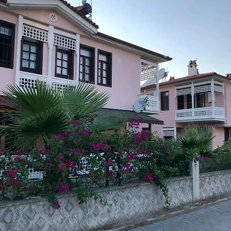 Semesterbostad Peaceful House *